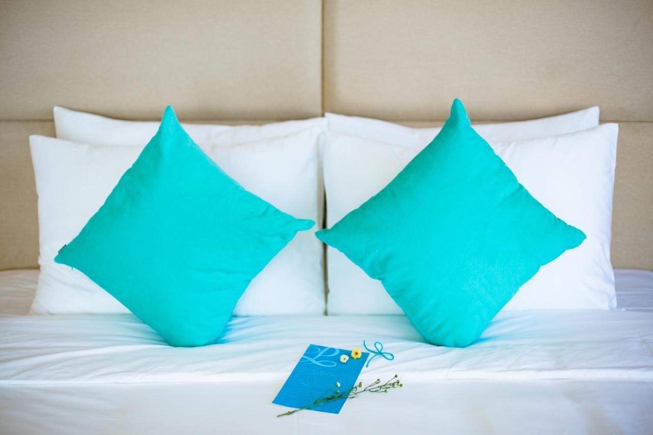 Pariat River Front Hotel Da Nang Buitenkant foto