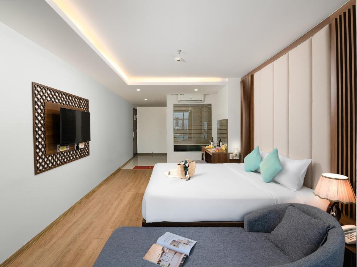 Pariat River Front Hotel Da Nang Buitenkant foto