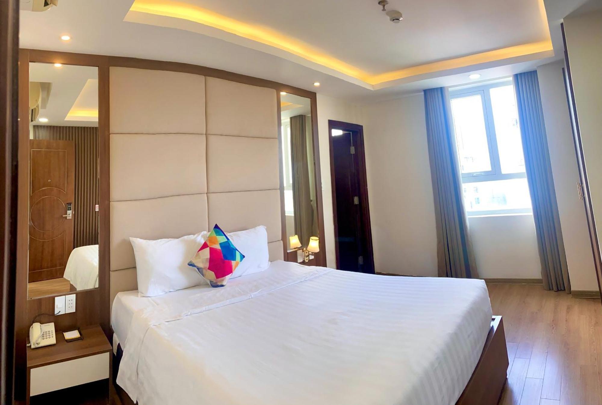 Pariat River Front Hotel Da Nang Buitenkant foto